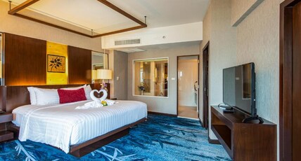 Ambassador Hotel Bangkok Room Type - Privilege Suite