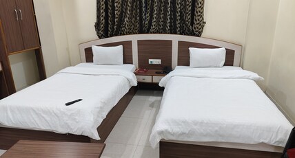 HOTEL SHYAMA REGENCY Room Type - Super Deluxe Room