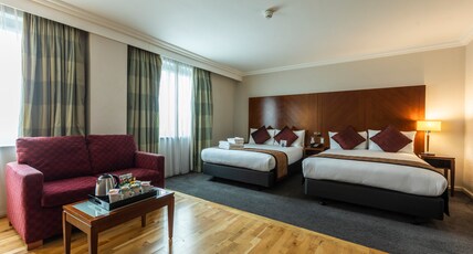 Crowne Plaza BIRMINGHAM NEC Room Type - 2 Double Junior Suite