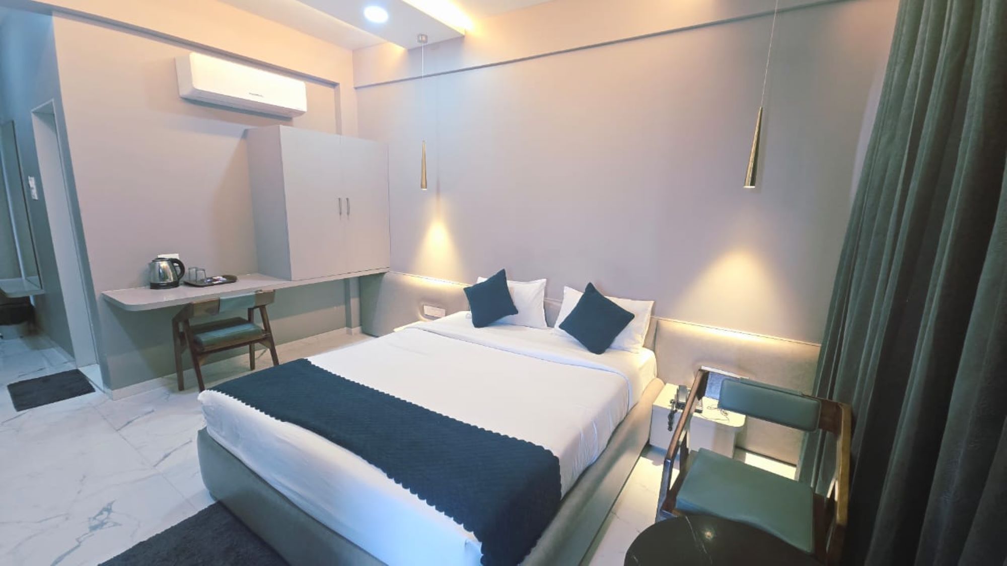 Hotel Laxmi Elite Karad - Tap to explore photos