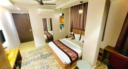 Razido Suites Room Type - Razido Super Deluxe Room with Bathtub Razido Suites Room Type - Razido Super Deluxe Room with Bathtub
