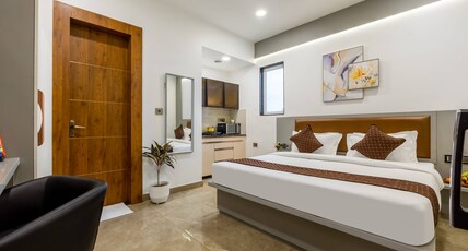 JMD LUXE STAY, DLF Phase 1, Golf Course Road Room Type - RK Studio Apartment