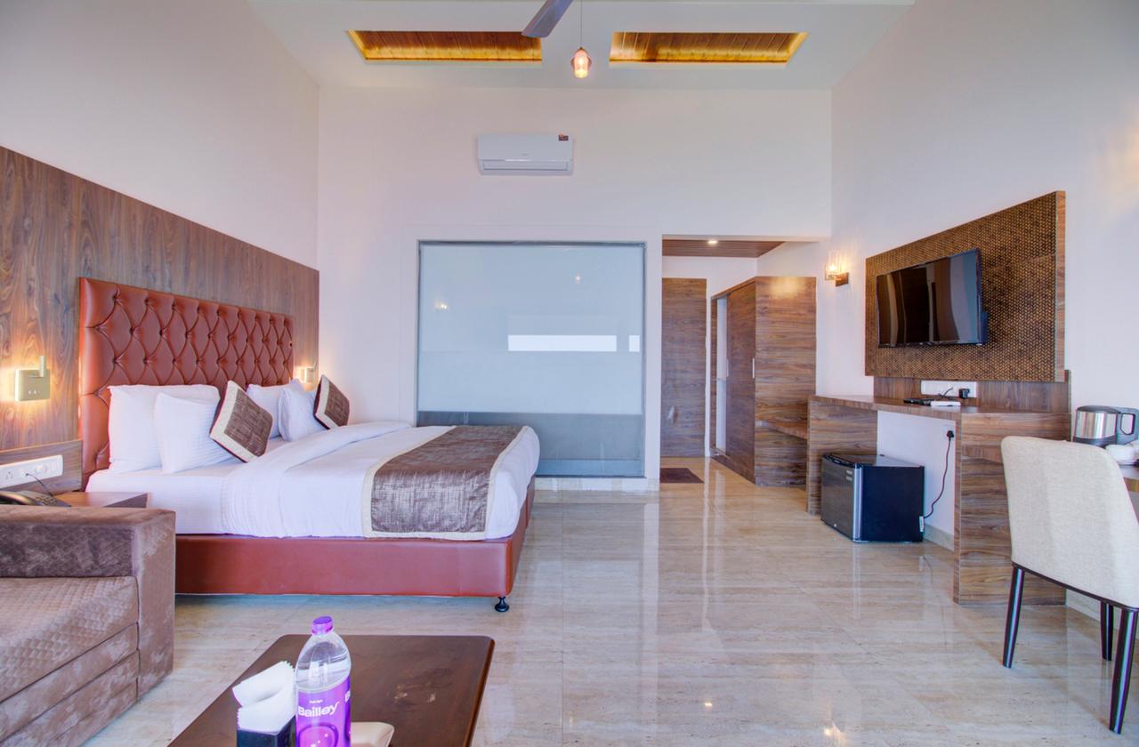 Rainforest Resort & Spa - Valley View Resort - Tap to explore photos