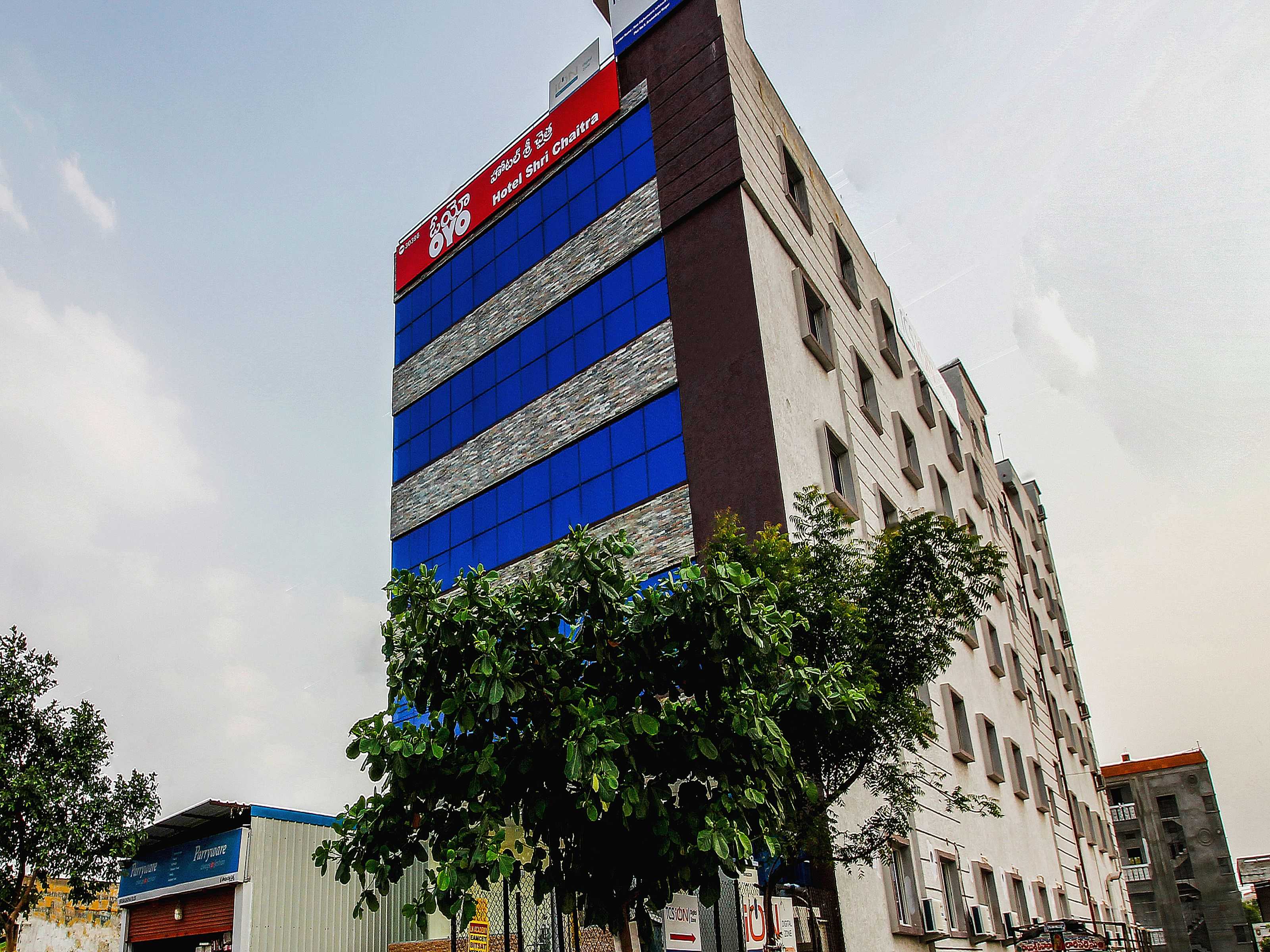 Hotel O Shri Chaitra - Tap to explore photos