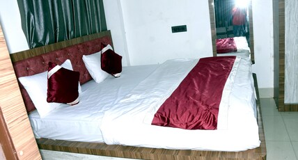 Hotel Shobhani Room Type - Deluxe Room