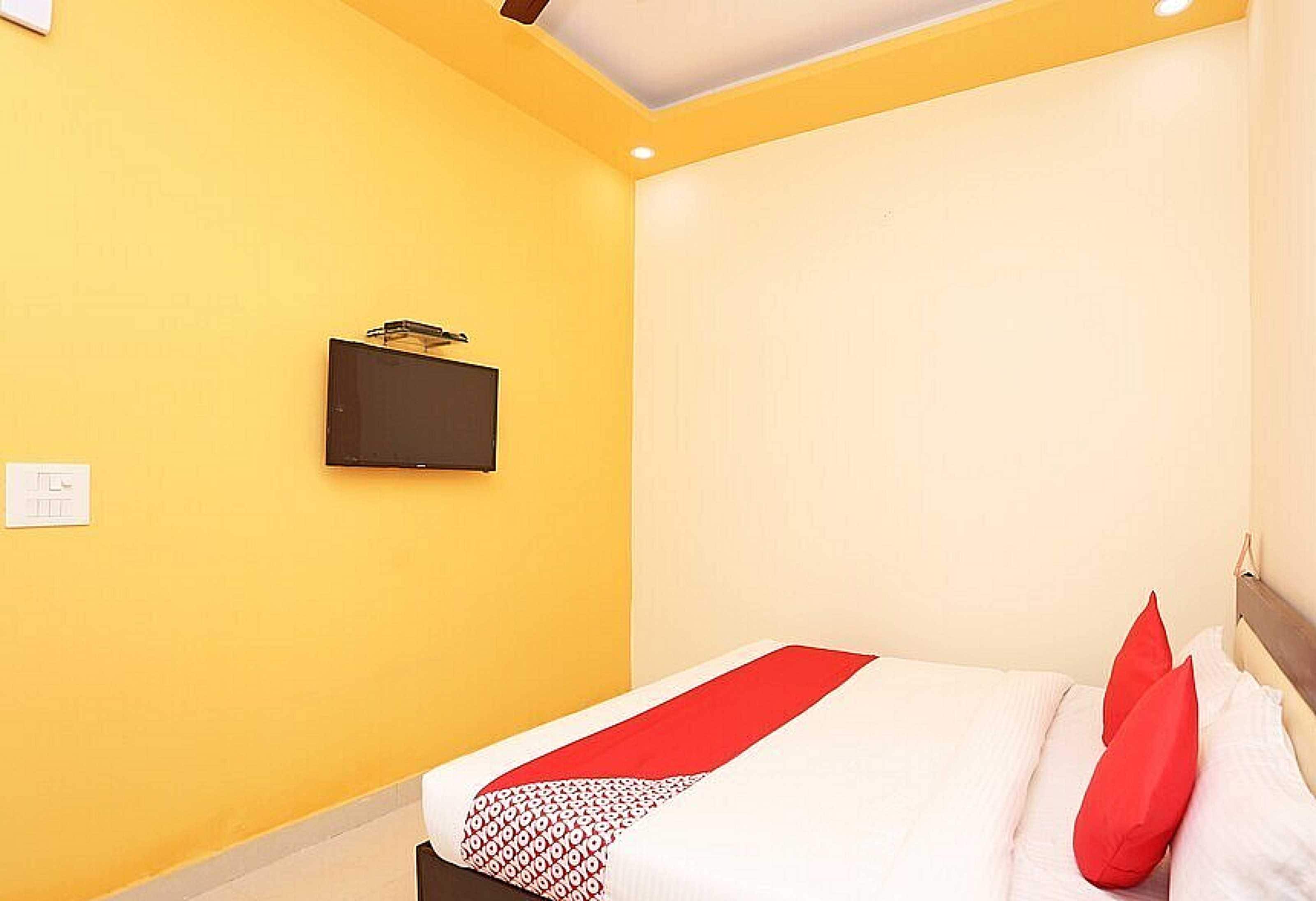 Hotel O Lakeview - Tap to explore photos