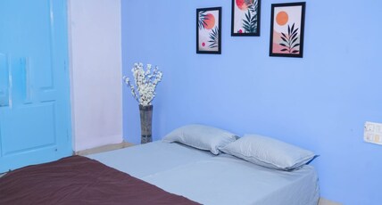 Bunkie Zone - Work Nest Room Type - Cozy private room with essentials for a comfy stay