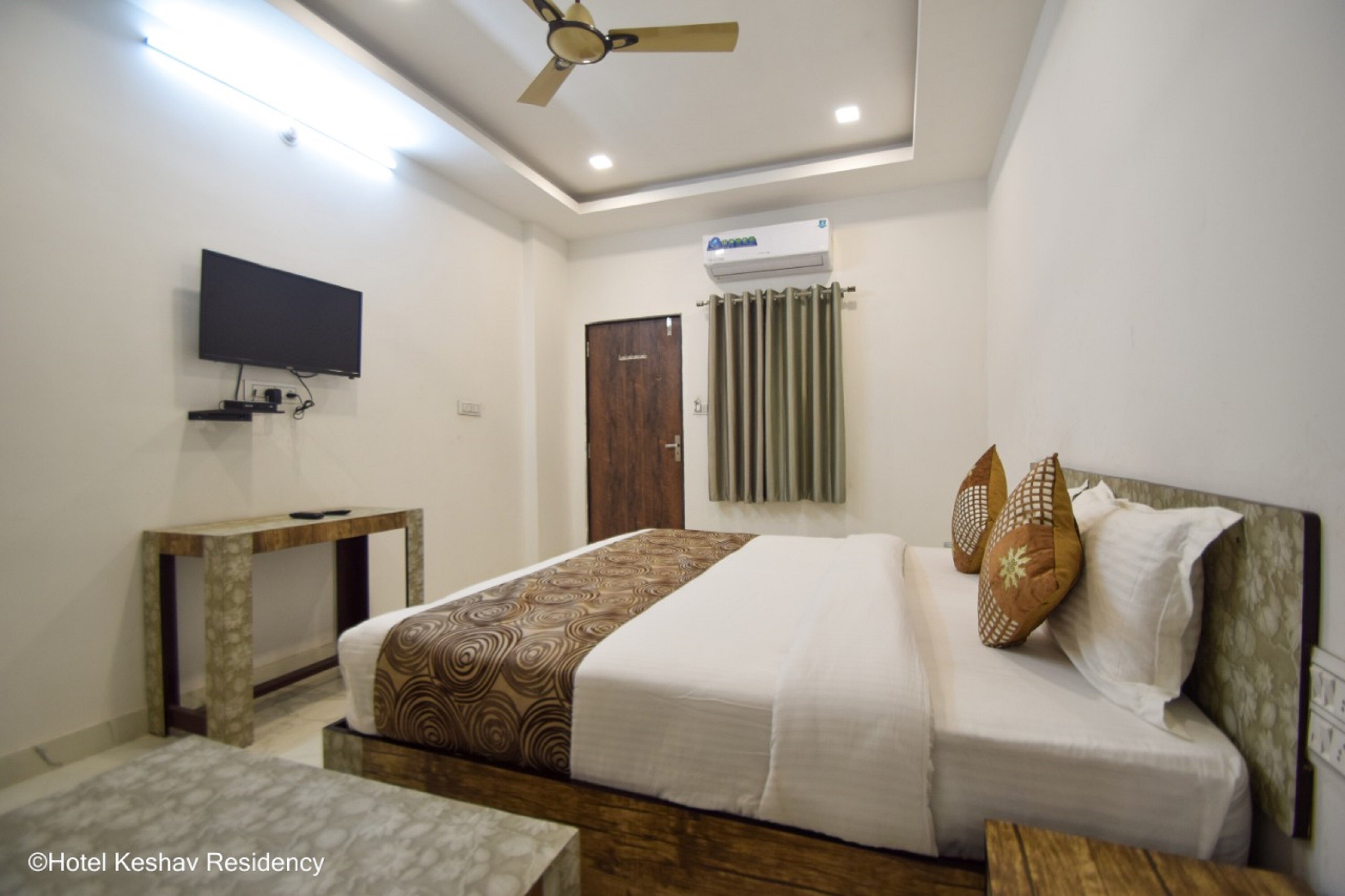 Hotel Keshav Residency - Tap to explore photos