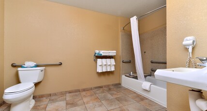 Candlewood Suites TURLOCK, an IHG hotel Room Type - 1 Full Bed 1 Bedroom Suite