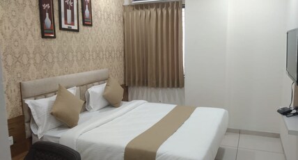 Hotel Md Residency Anand Room Type - Deluxe Room