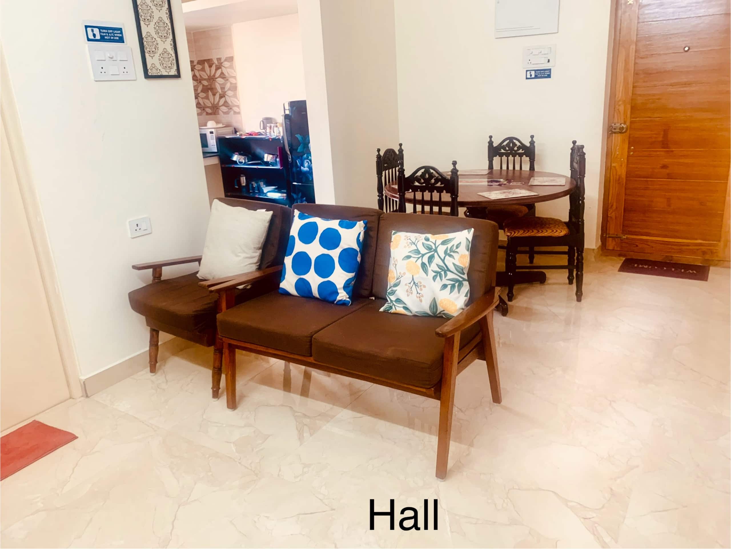 MAD4 - Spacious 2BHK at Madipakkam - Tap to explore photos