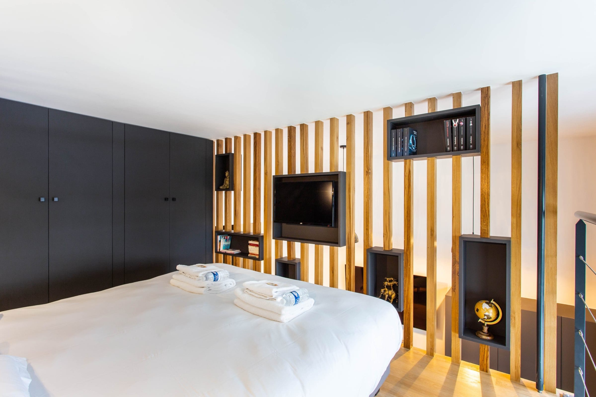 Modern studio for 4 people - Arc de Triomphe - Tap to explore photos