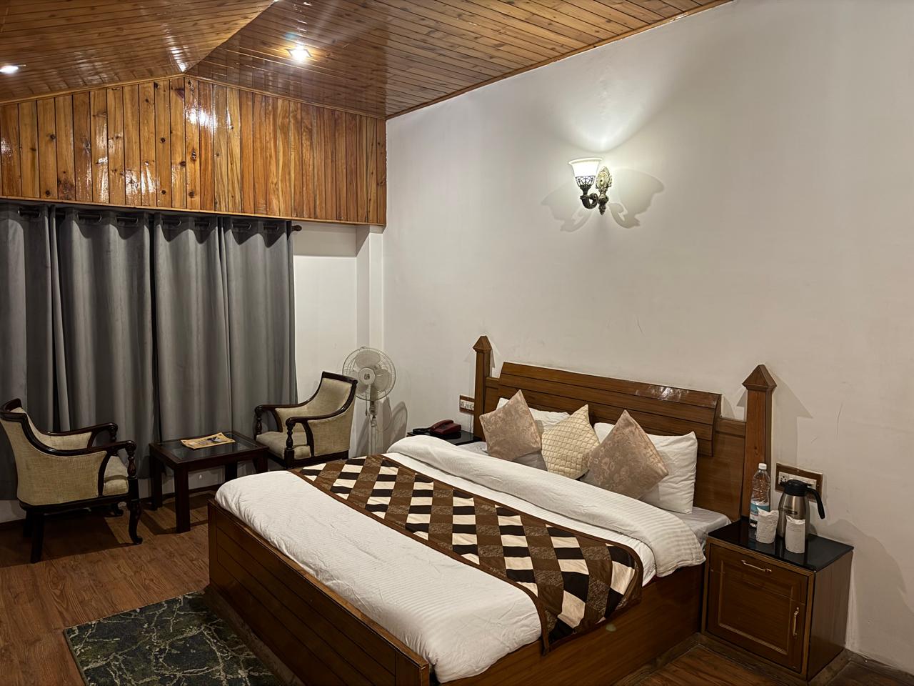 Daffodil Cottages | Rooms & Restaurant - Tap to explore photos