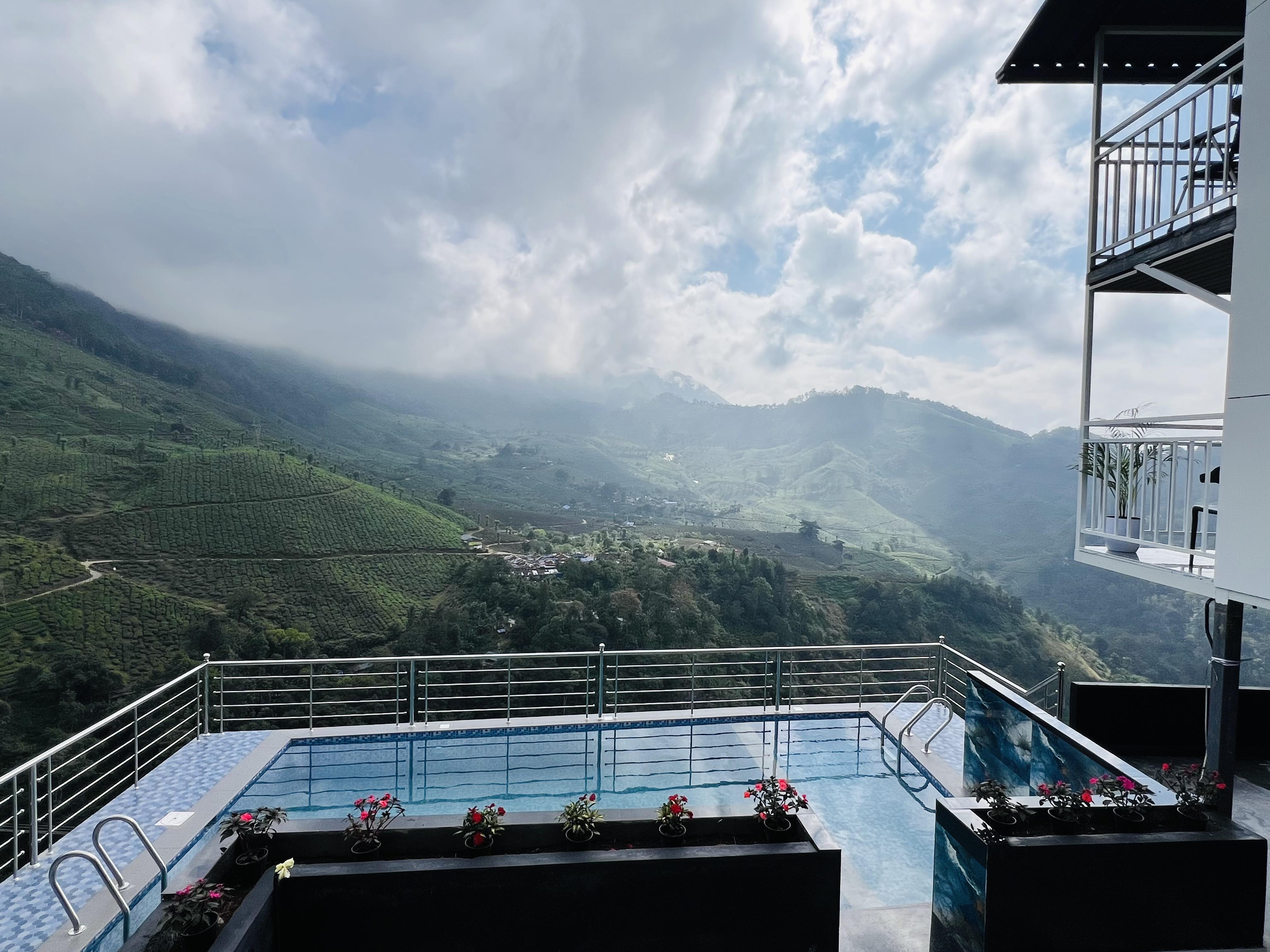 MehaKira Cottage | Hill-view Swimming Pool - Tap to explore photos