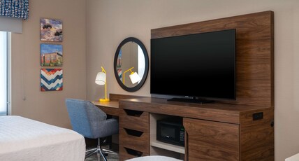 Hampton Inn & Suites Billings West I-90 Room Type - 2QN MOB HEARING ACC TUB NS