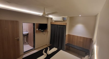 HOTEL SAI SUDHA EXECUTIVE Room Type - STANDARD AC ROOM HOTEL SAI SUDHA EXECUTIVE Room Type - STANDARD AC ROOM