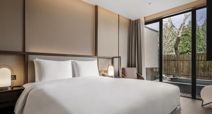 Ocean Spring Resort Chengdu, MGallery by Sofitel Room Type - SPRING VILLA, 2 King Size Bed,Garden View