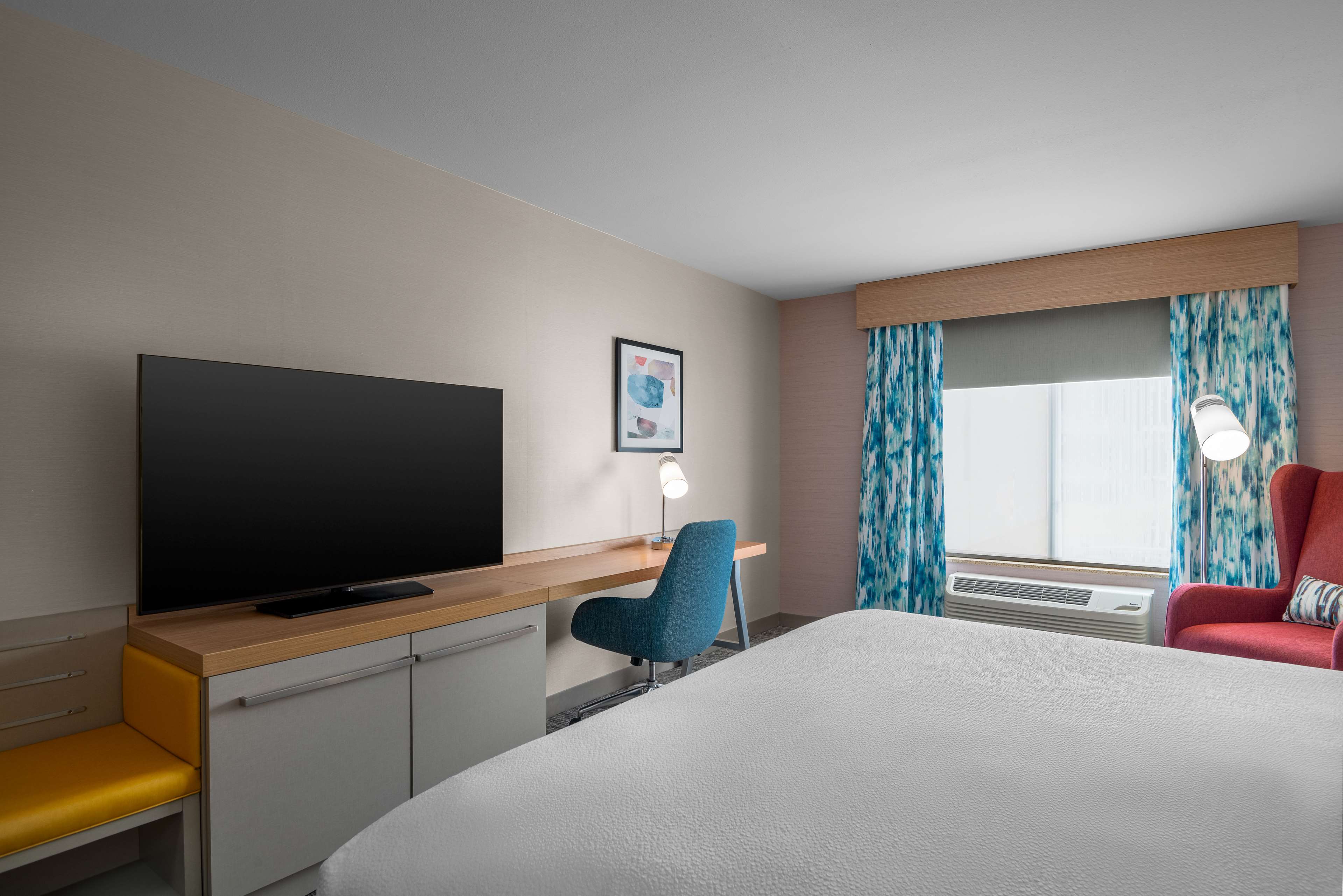 Hilton Garden Inn Great Falls - Tap to explore photos