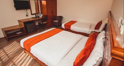 Mount View Pokhara Room Type - 10 Bedroom Family with Balcony