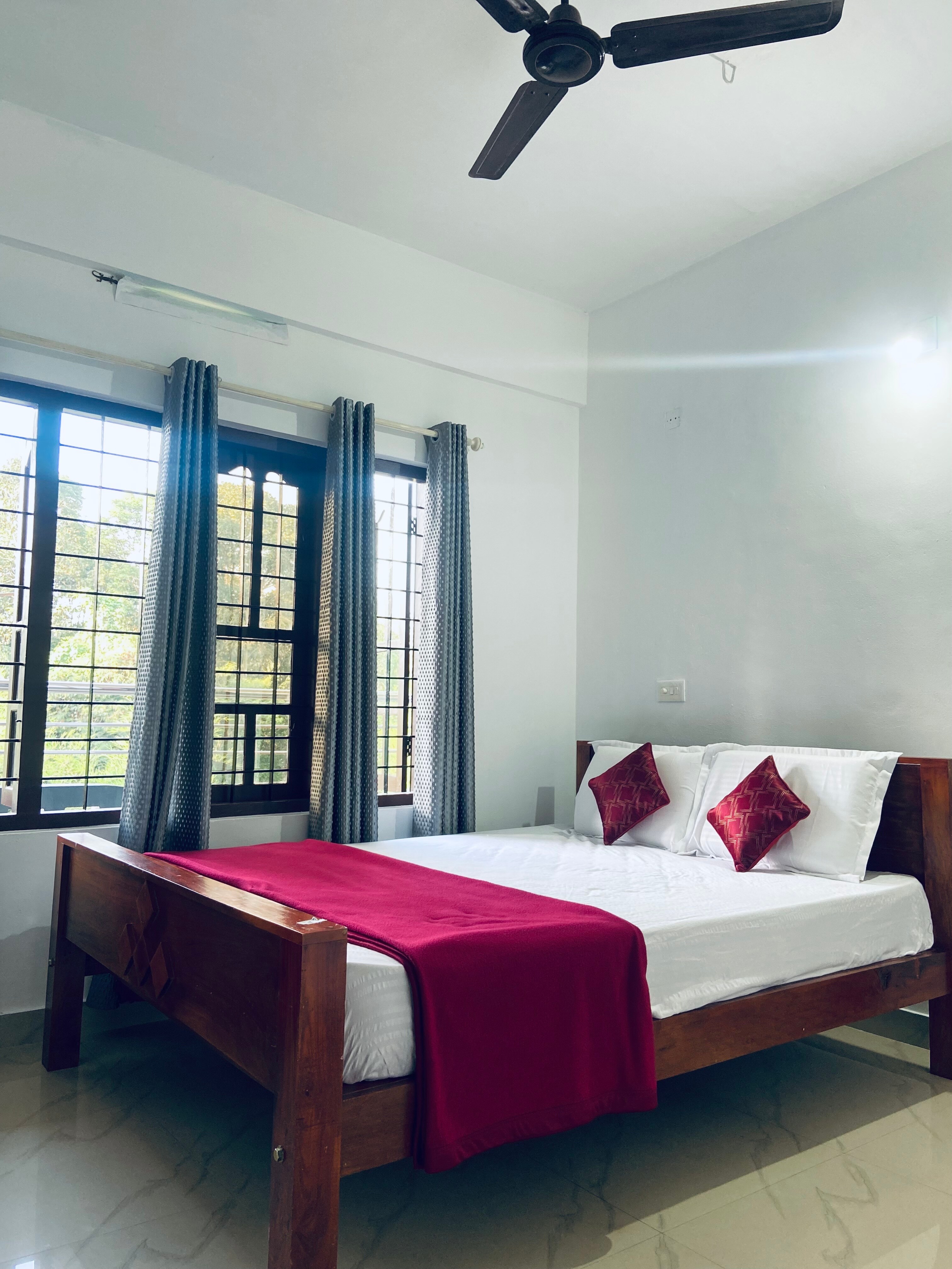 Green Line Homestay - Tap to explore photos