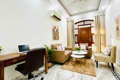 BluO Modern 2BHK Rohini - Parking , Balcony