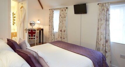 Best Western Annesley House Hotel Room Type - 1 Double Bed, Non-Smoking, Coach House, Bathroom, Small Kitchen, Lounge Best Western Annesley House Hotel Room Type - 1 Double Bed, Non-Smoking, Coach House, Bathroom, Small Kitchen, Lounge