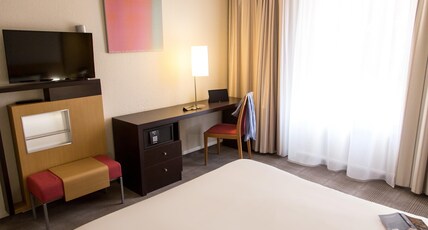 Novotel Perpignan Room Type - Superior room with 1 double bed