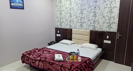HOTEL DHWAJ PALACE Room Type - SUPER DELUXE