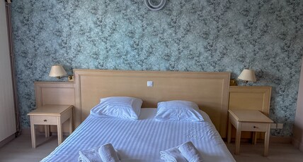 Hostellerie du Mont Aimé Room Type - Classic Double Room - Dames de Champagne