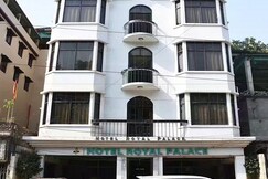 Royal Palace Hotel