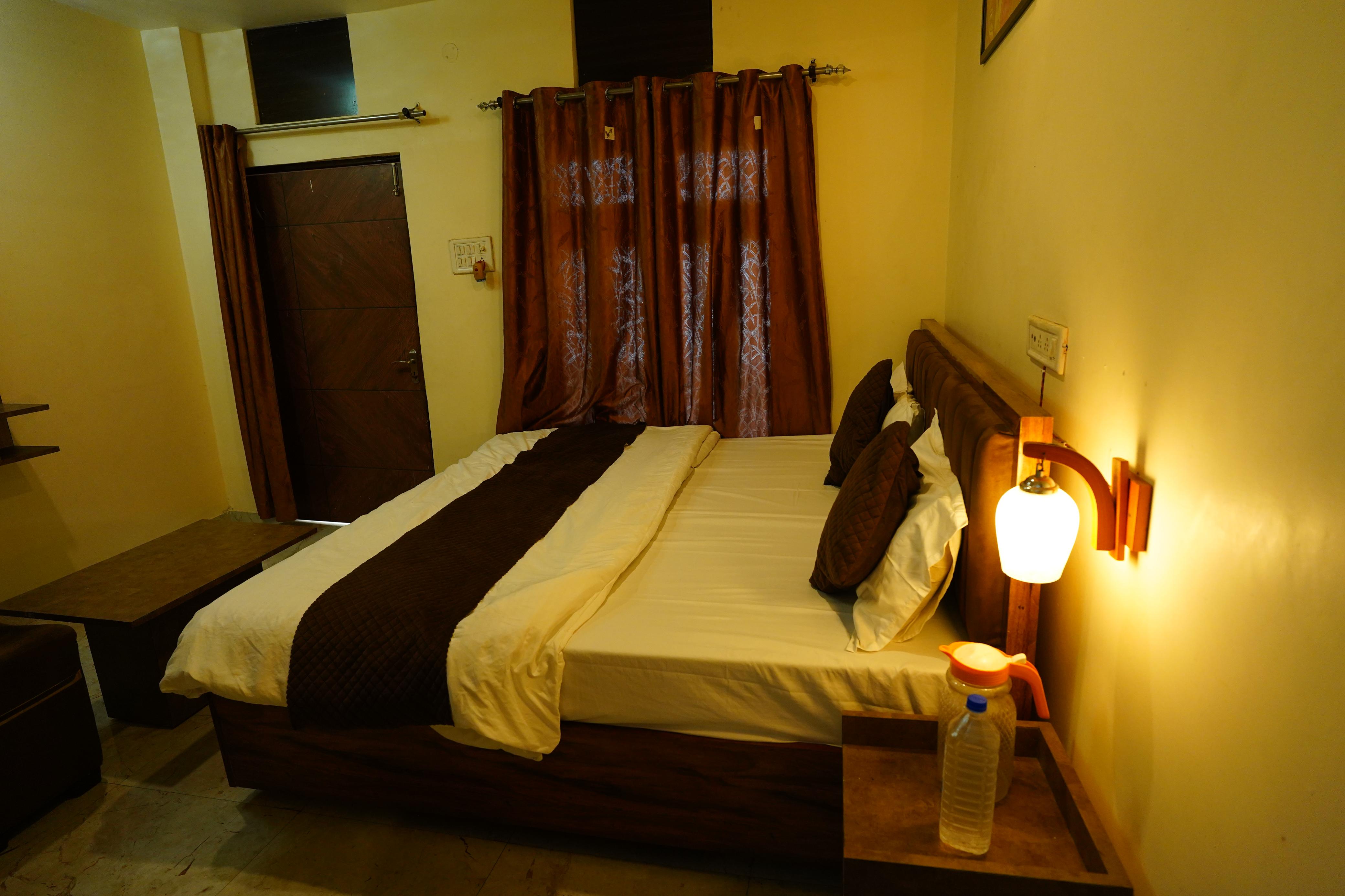 The Grand Ganga PG House - Tap to explore photos