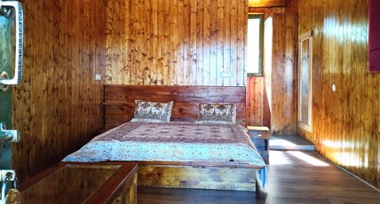 Lal Bangla Room Type - Deluxe Double Room with Balcony ID : GF102