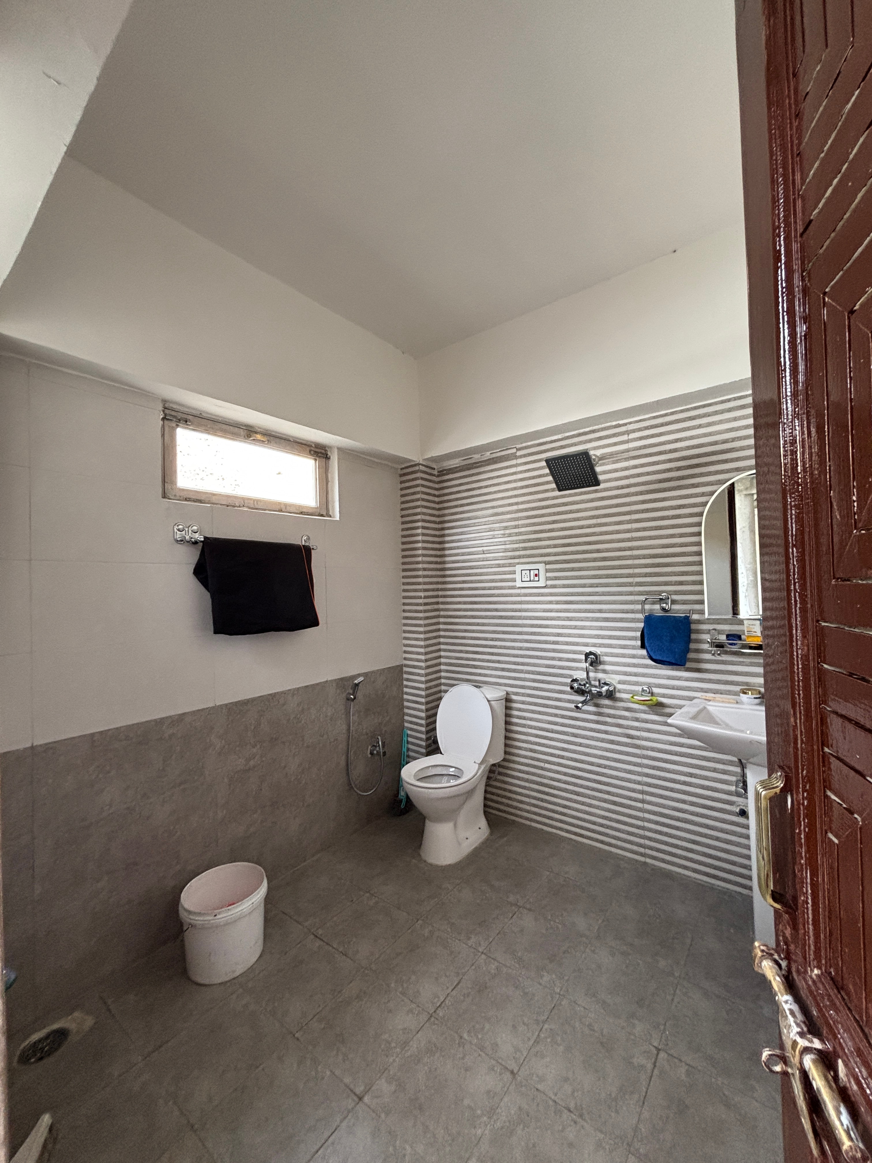 Yang tso Homestay - Tap to explore photos