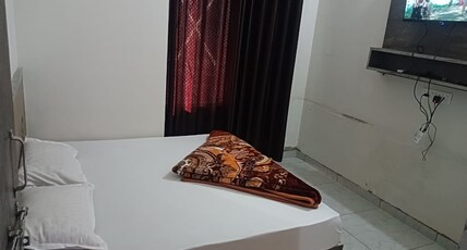 Hotel Raj Krishnam Khatushyam Ji Room Type - Deluxe Double Room