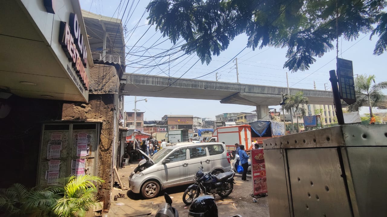 Hotel Adams Inn - Tap to explore photos