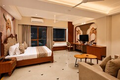 The Luxury Tiger