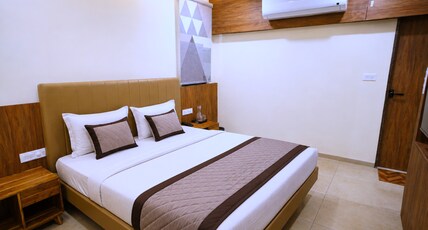 RAAHI HOMESTAY UJJAIN Room Type - Deluxe room