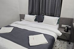 Samarth Lodging