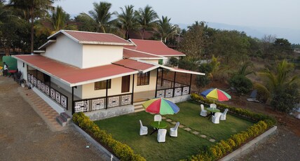 Evo Farmstay Room Type - 3 Bed bungalow with Private lawn