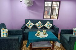 Green Lounge Hotel and Resorts
