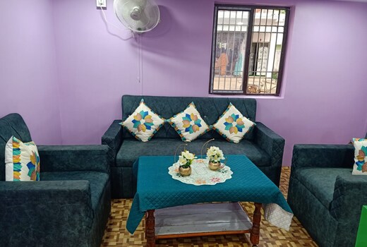 Green Lounge Hotel and Resorts