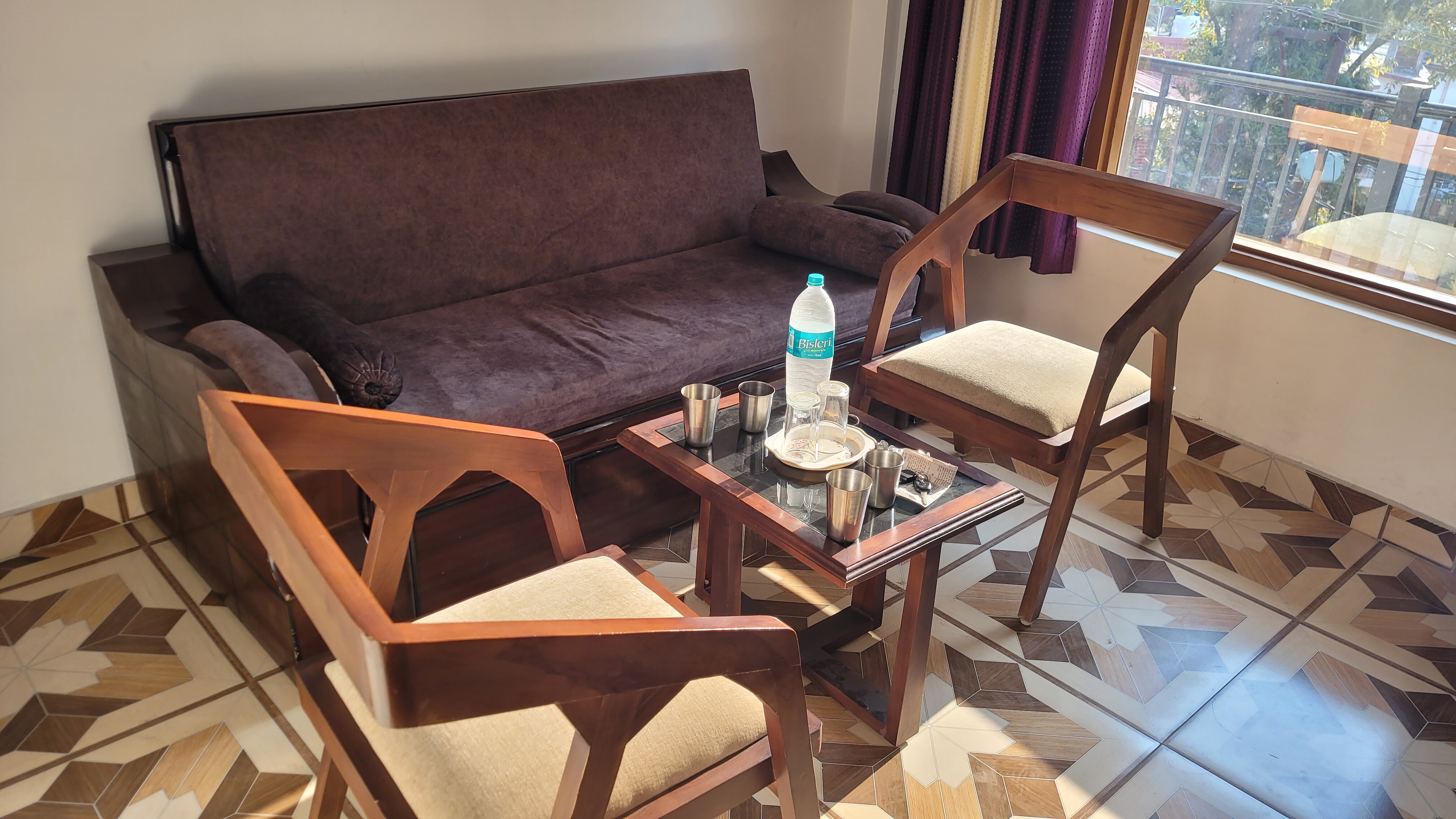 Nainital Home Stay & Restaurant - Tap to explore photos