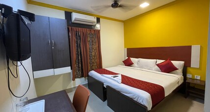 SKYRY HOTELS Room Type - Deluxe Double