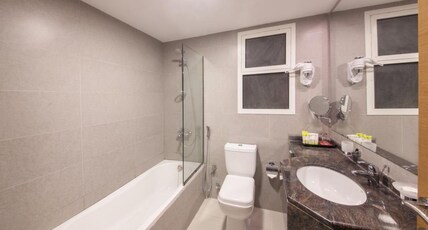 Ramada by Wyndham Beach Hotel Ajman Room Type - One Bedroom Suite Sea View, Non-Smoking