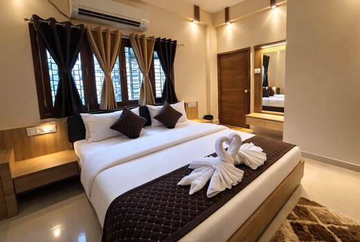 Glow Inn | Near Namo Ghat