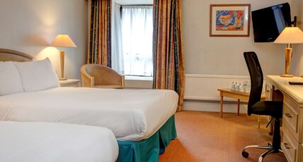 The Watermill Hotel, Sure Hotel Collection by Best Western Room Type - 1 Double 1 Single, Non-Smoking, Family Room