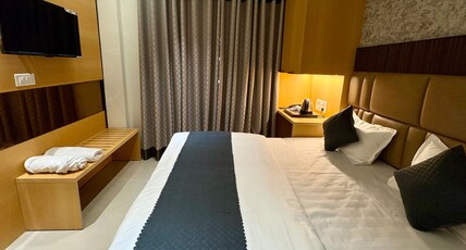 Hotel Somnath Palace Room Type - Family Room