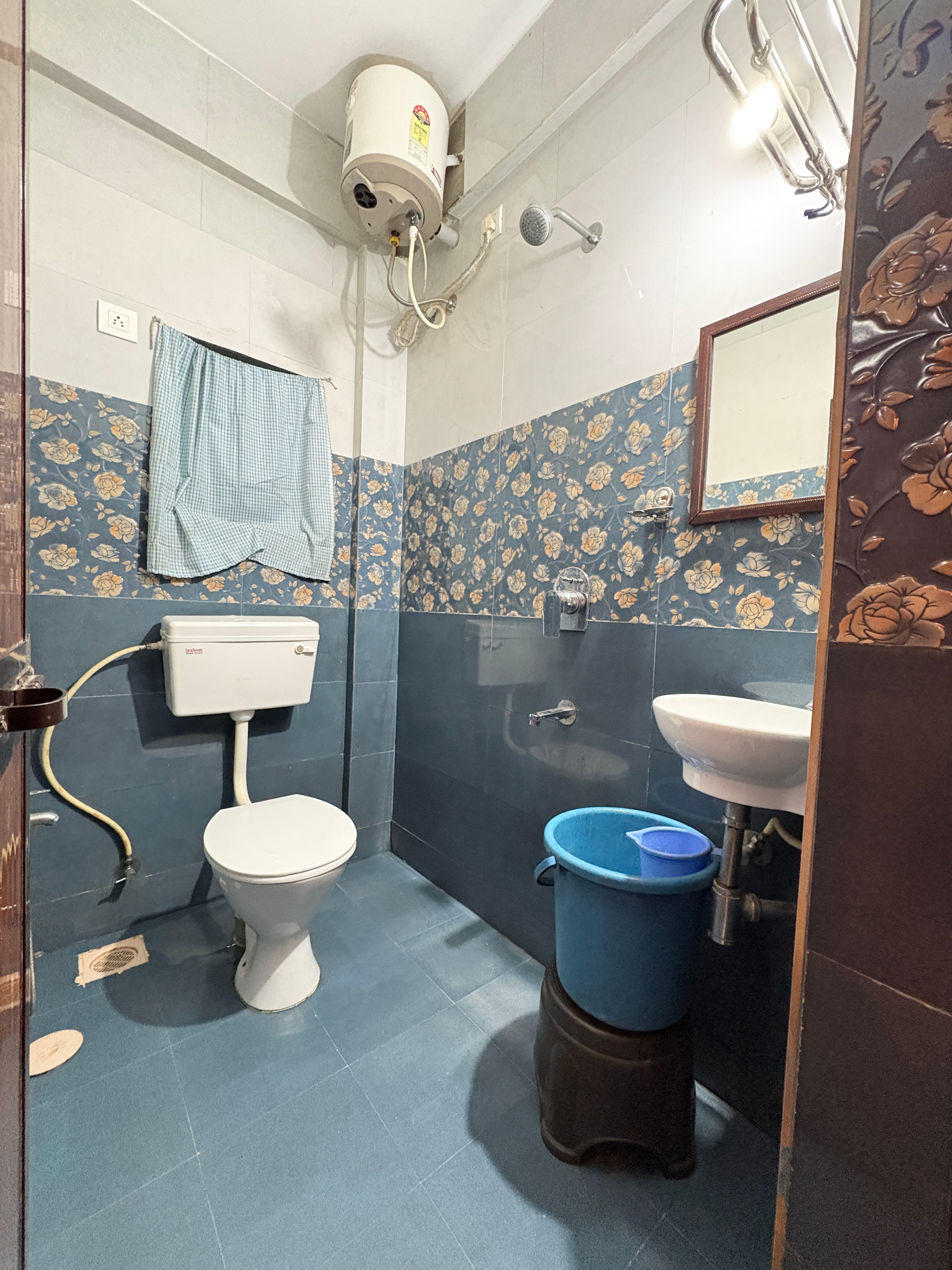 INDRAYANI GUEST HOUSE - Tap to explore photos