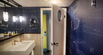 DoubleTree by Hilton St. John's Harbourview Room Type - 1K SUPERIOR CNR HARBOUR VW