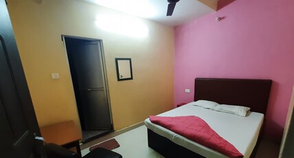 HOTEL J.J. RESIDENCY Room Type - Double Bed BASIC Room(Non AC)